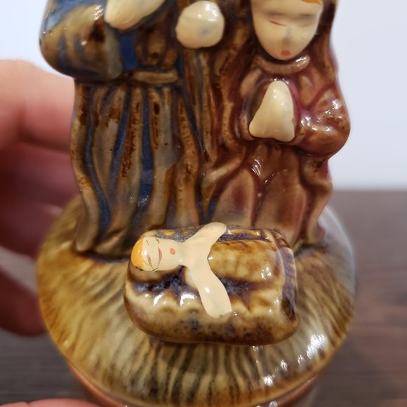 Nativity Trinket Box Christmas Porcelain Ornament Hinged Greenbrier 4.25" READ - Picture 6 of 13